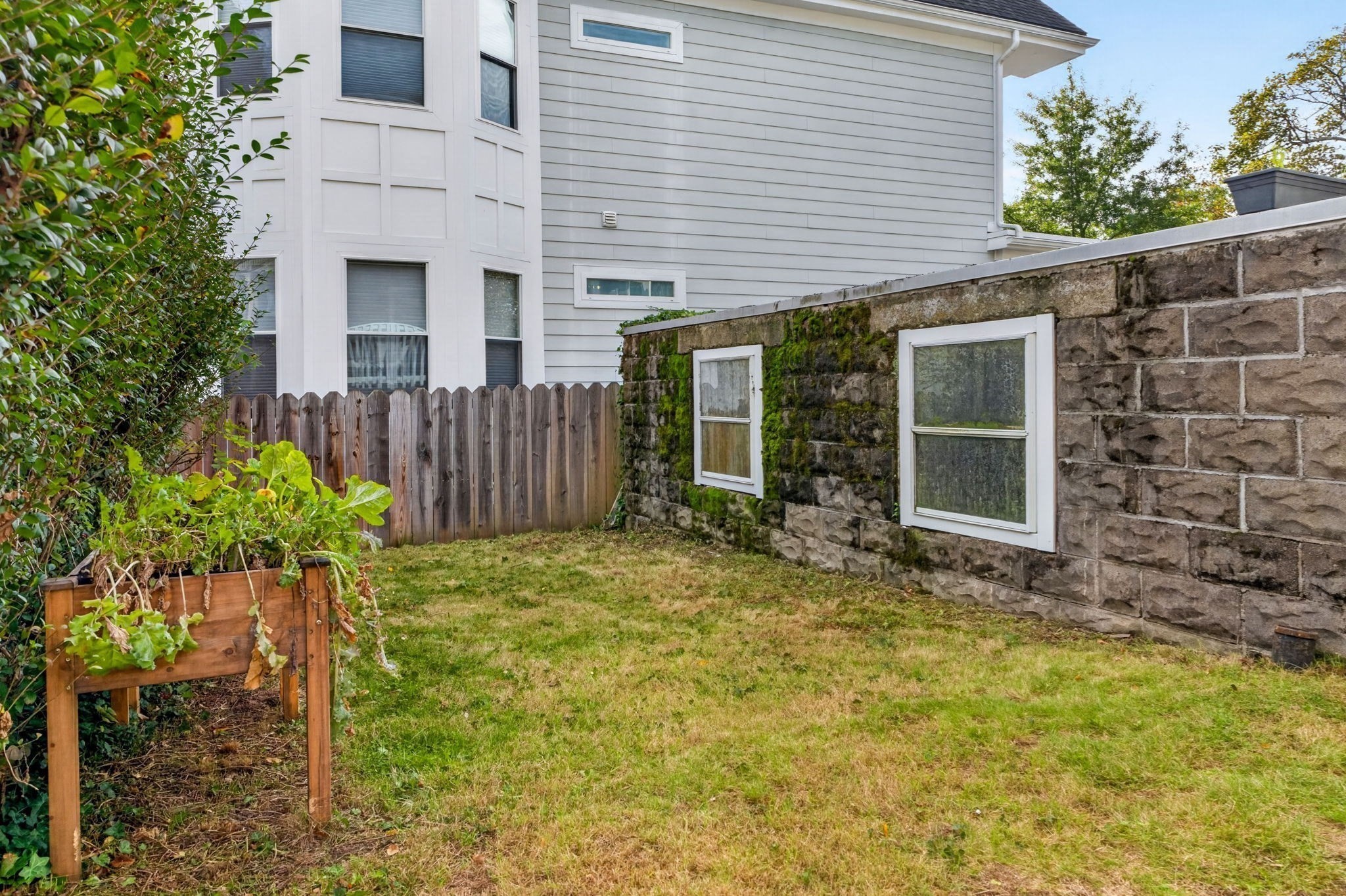 1540 Centre St # 2
