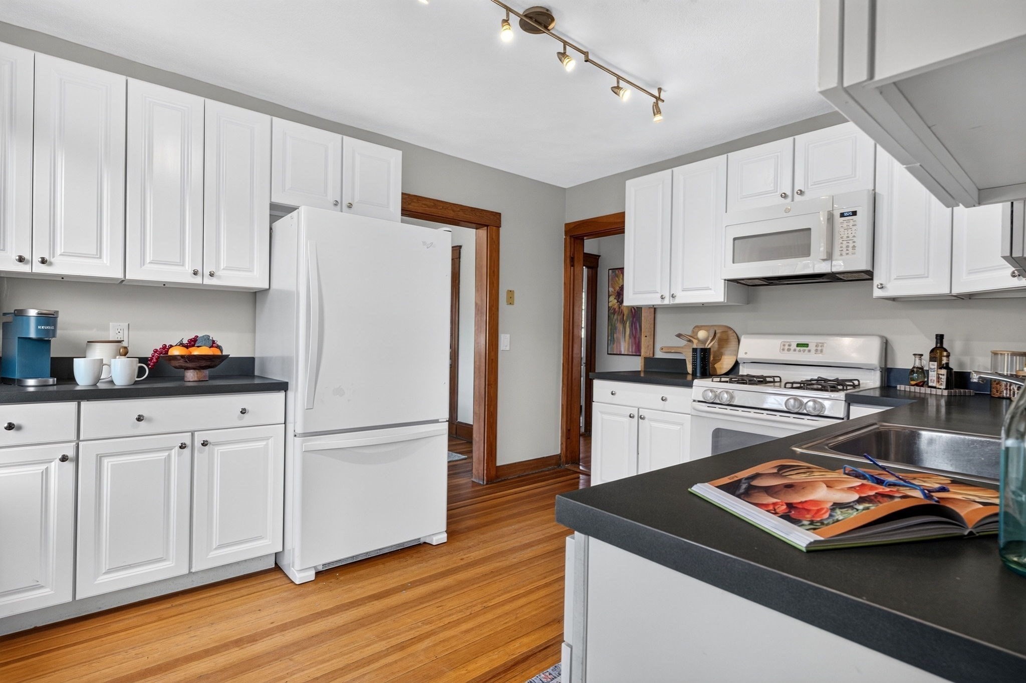 1540 Centre St # 2