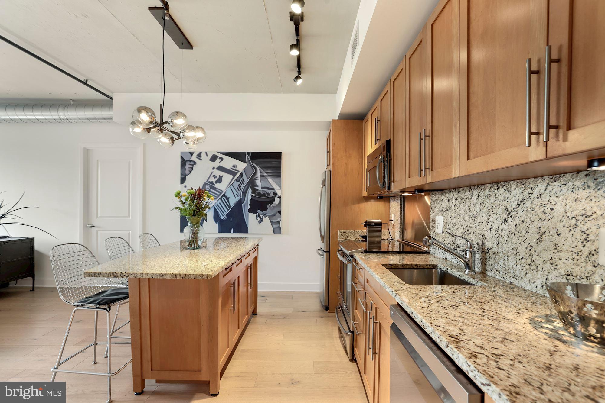 2125 14th St NW #724