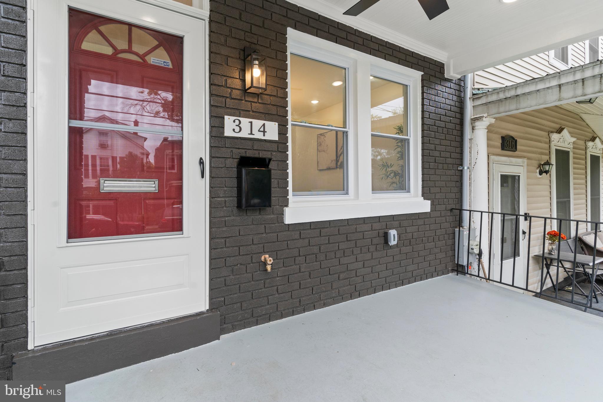 314 Channing St NE