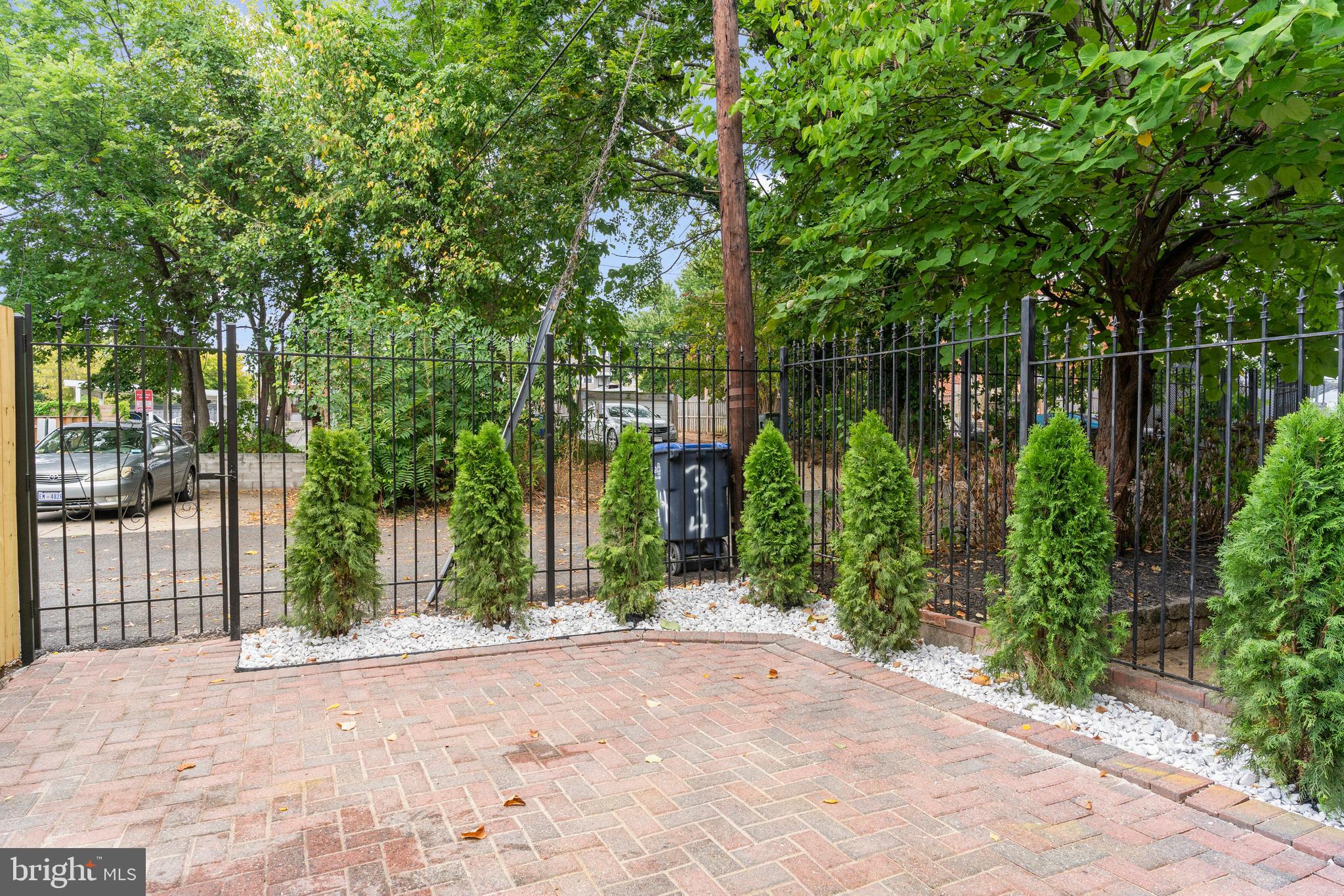 314 Channing St NE