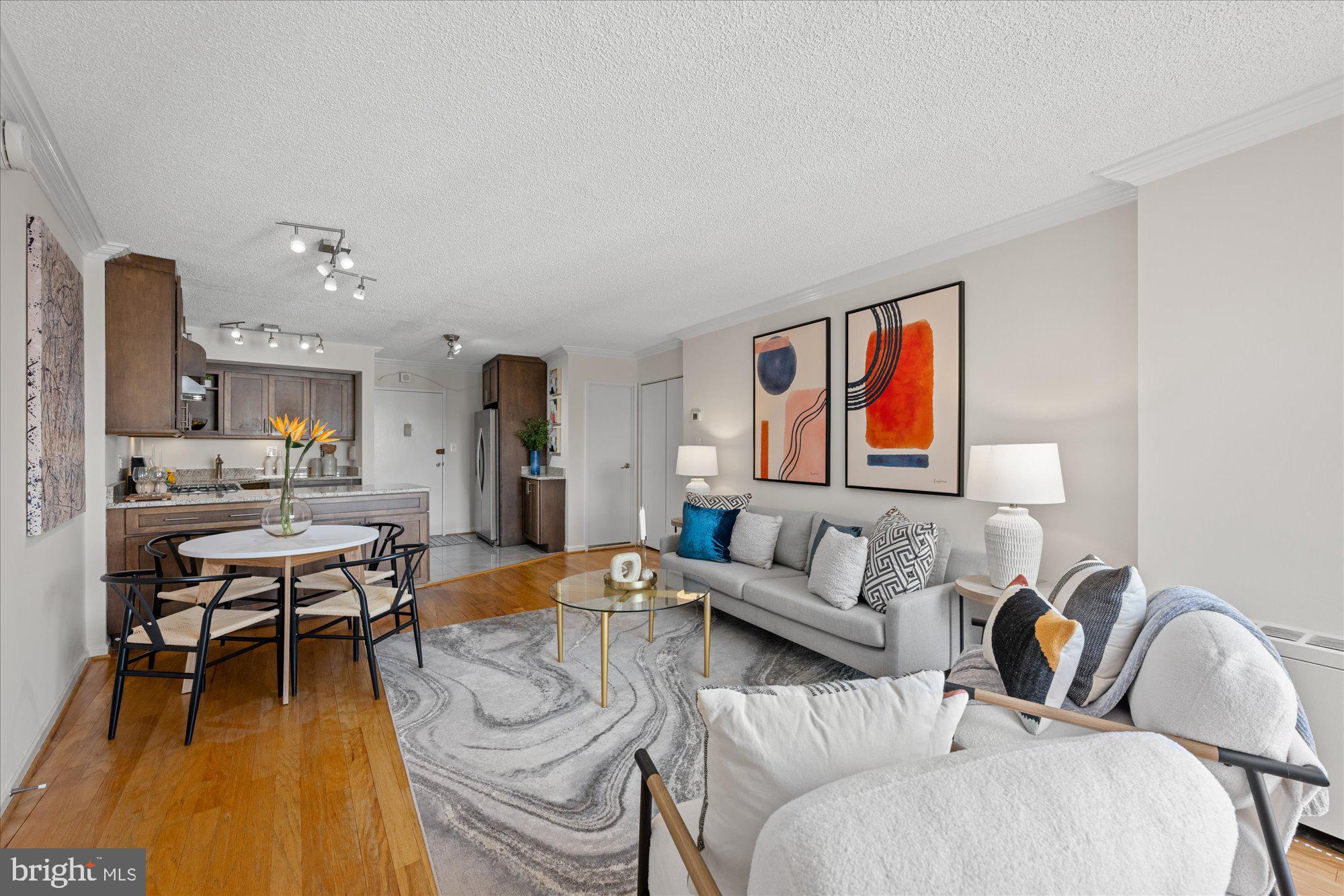 1239 Vermont Ave NW #1008