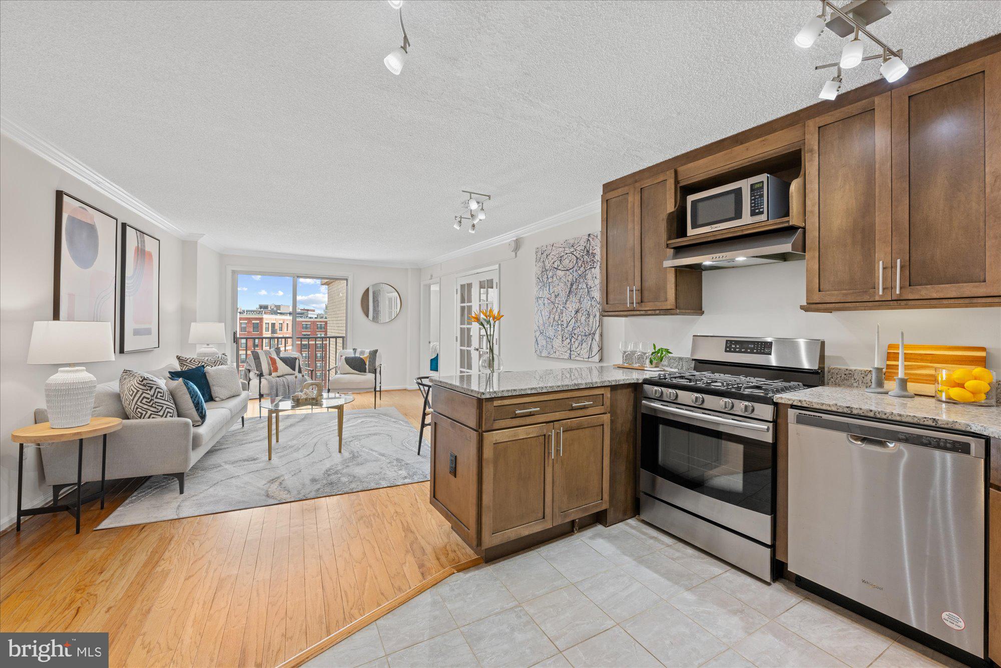 1239 Vermont Ave NW #1008