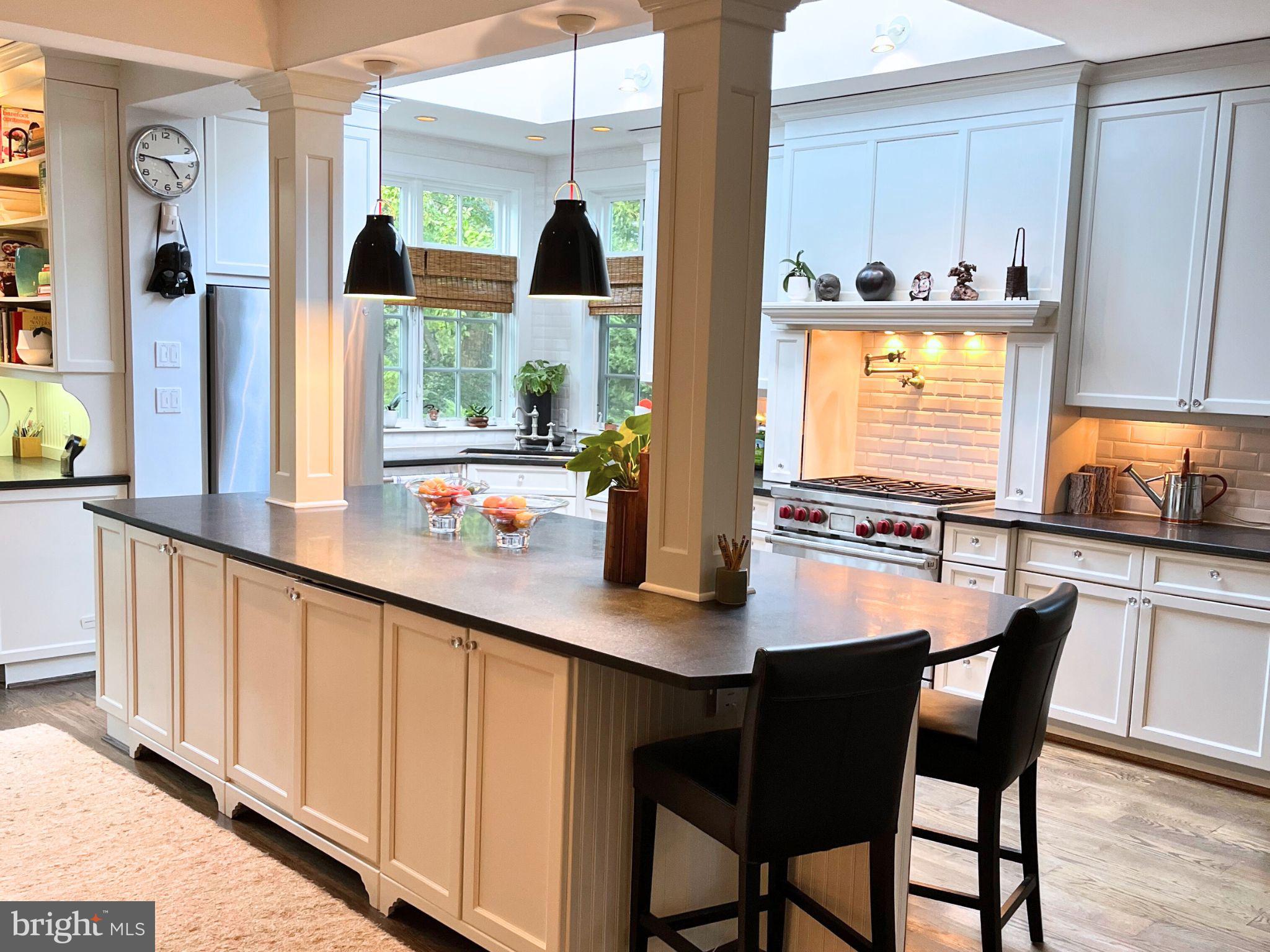 3543 QUEBEC STREET NW