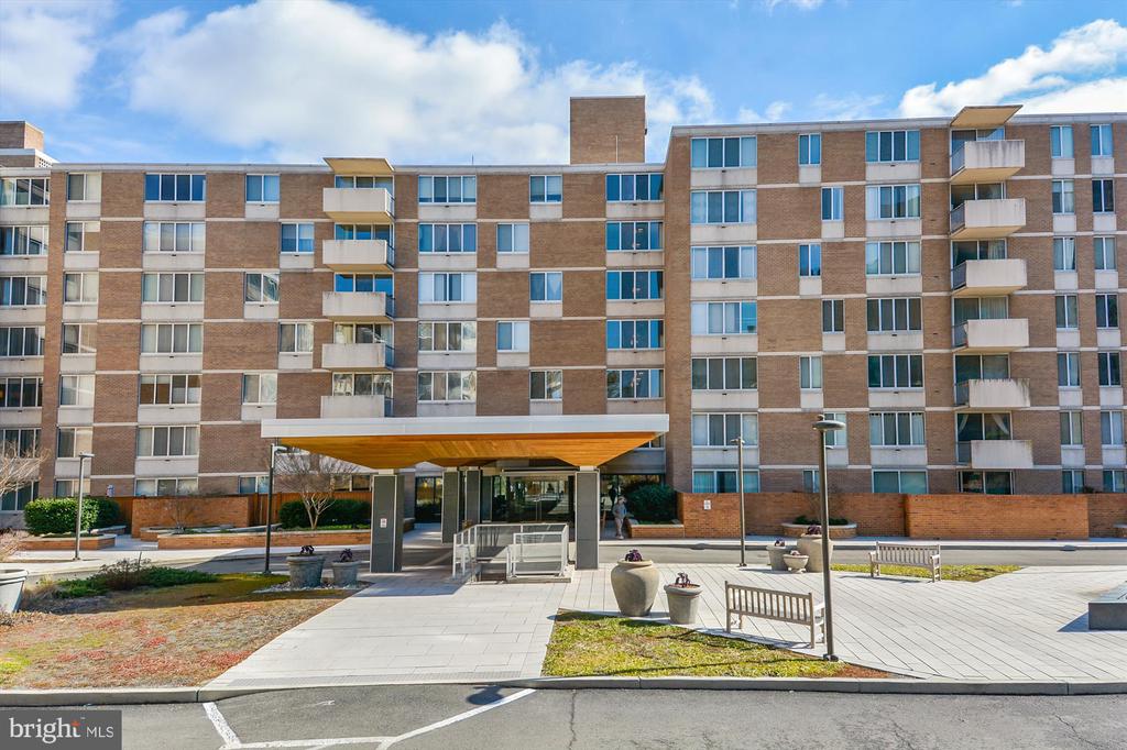 2939 VAN NESS STREET NW 1006
