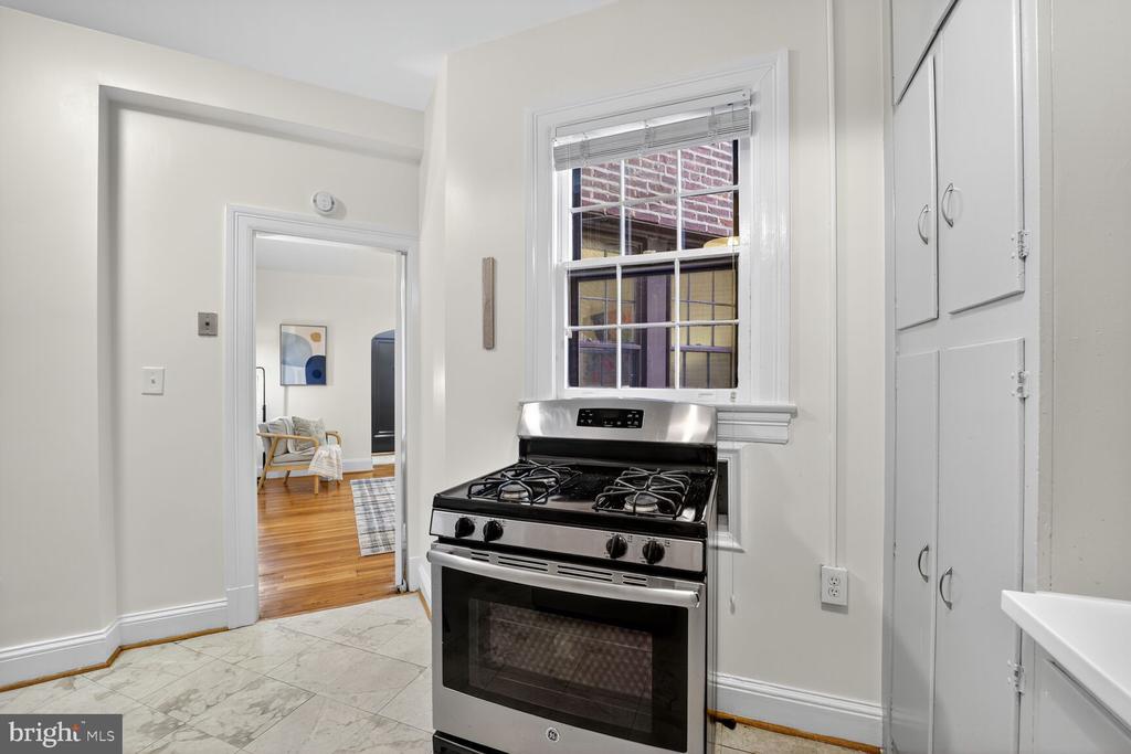 2707 ADAMS MILL ROAD NW 303