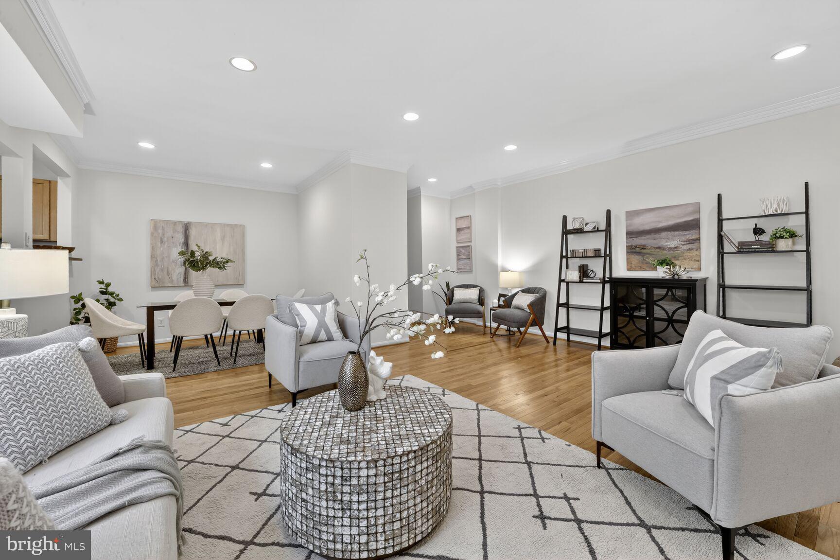 1669 COLUMBIA NW 313