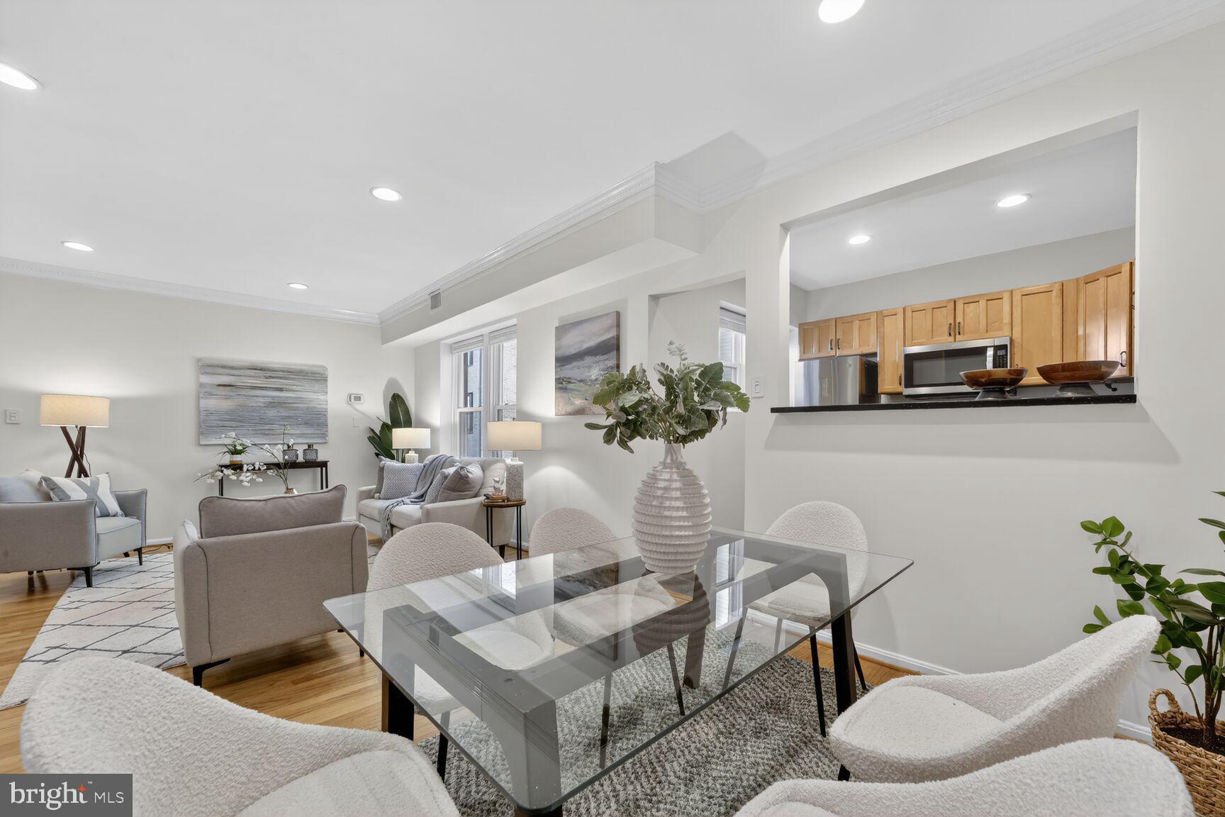 1669 COLUMBIA NW 313