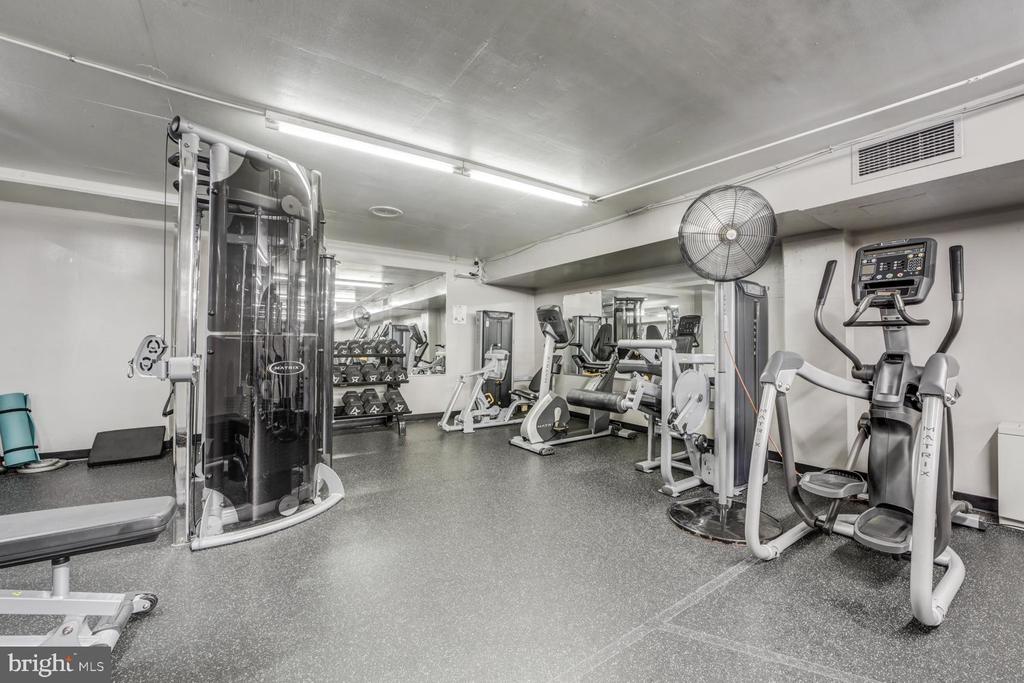 2939 VAN NESS STREET NW 1148