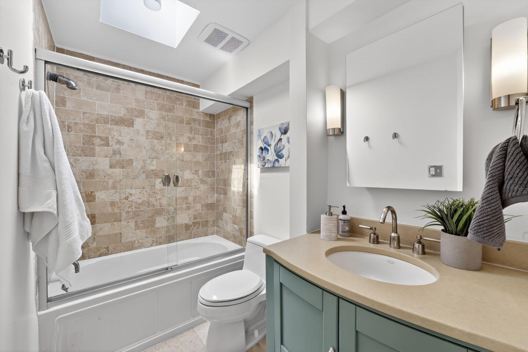 1415 21ST STREET NW PH-2D