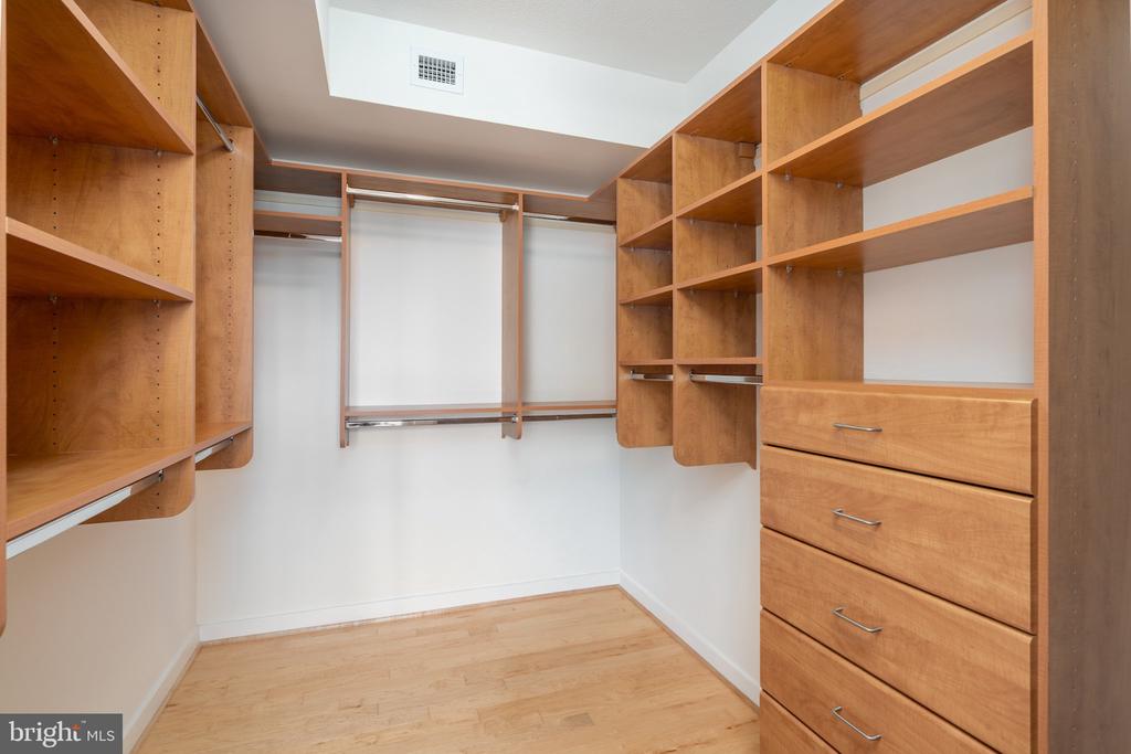 475 K STREET NW Unit: 615