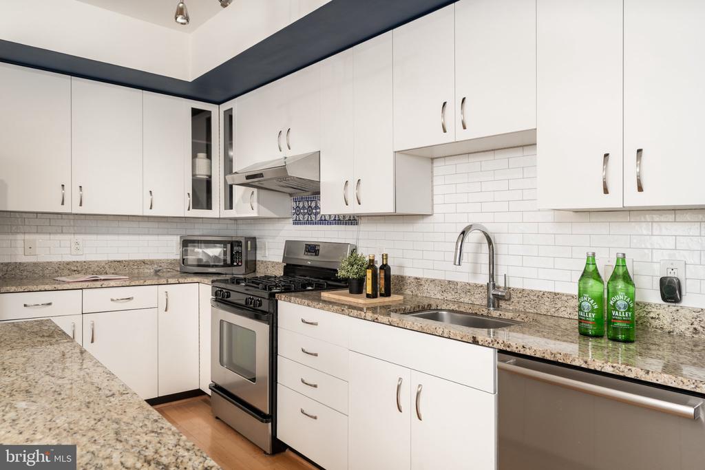 475 K STREET NW Unit: 615