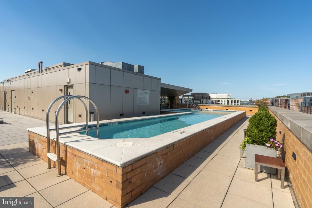 475 K STREET NW Unit: 615