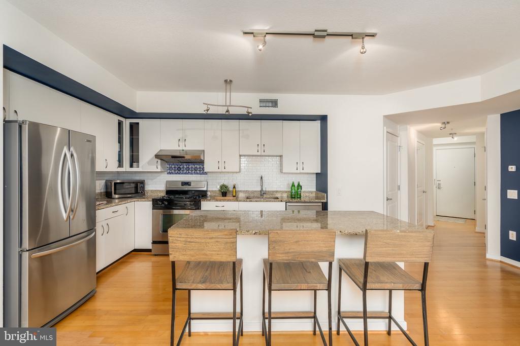 475 K STREET NW Unit: 615