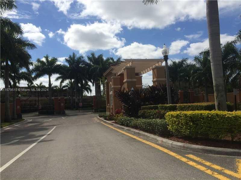 12260 SW 27th St # 1303