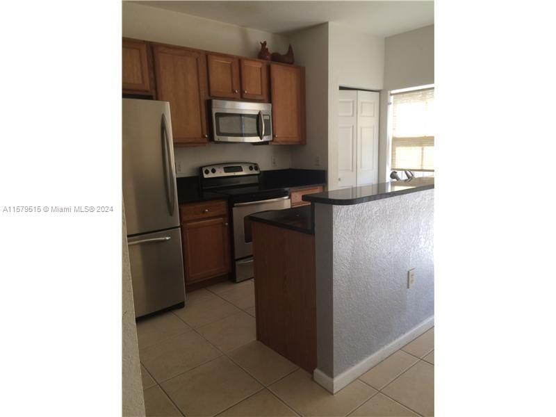 12260 SW 27th St # 1303