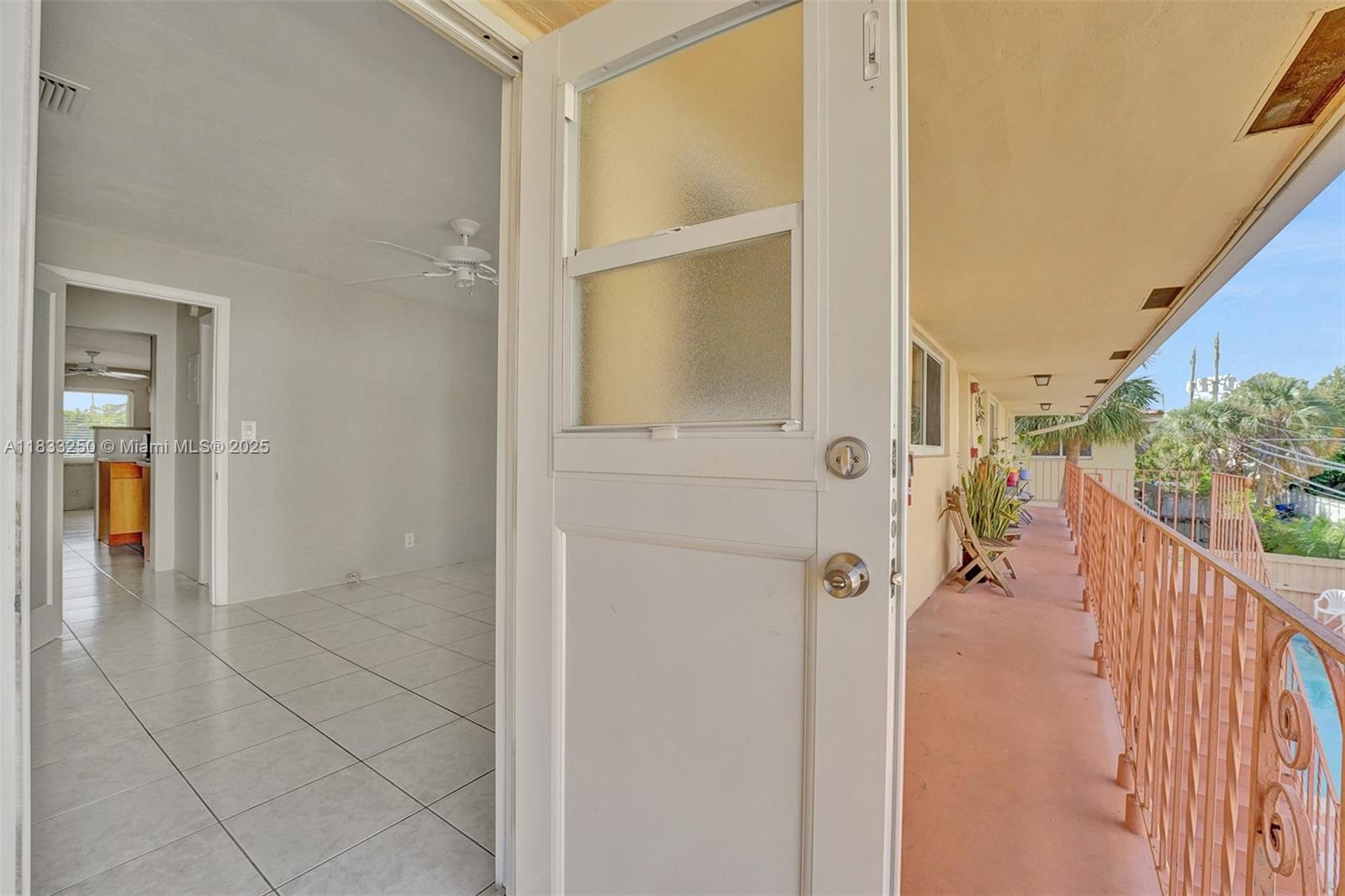 2909 Middle River Dr # 204