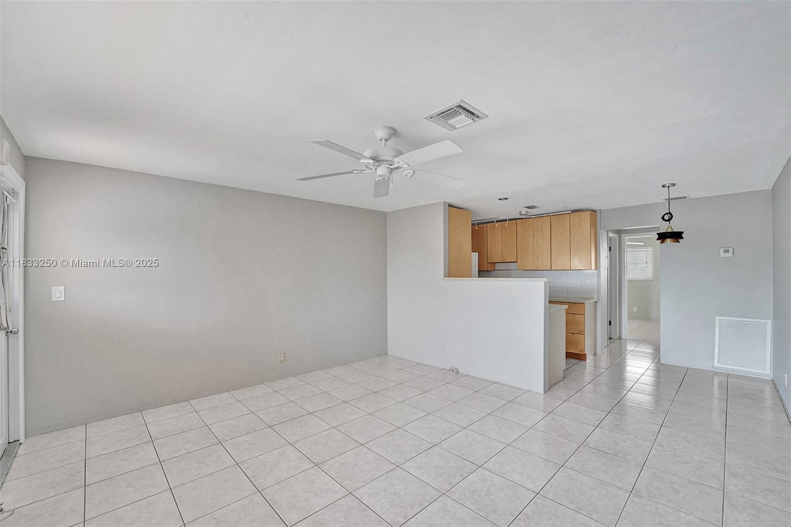 2909 Middle River Dr # 204