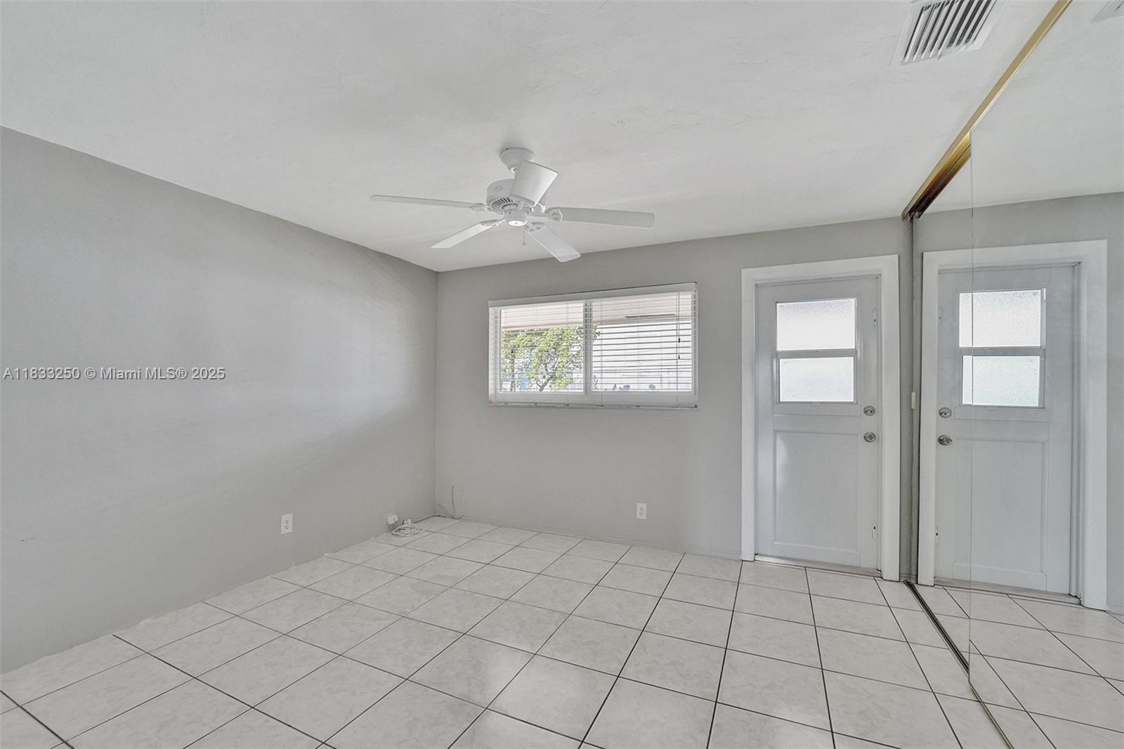 2909 Middle River Dr # 204