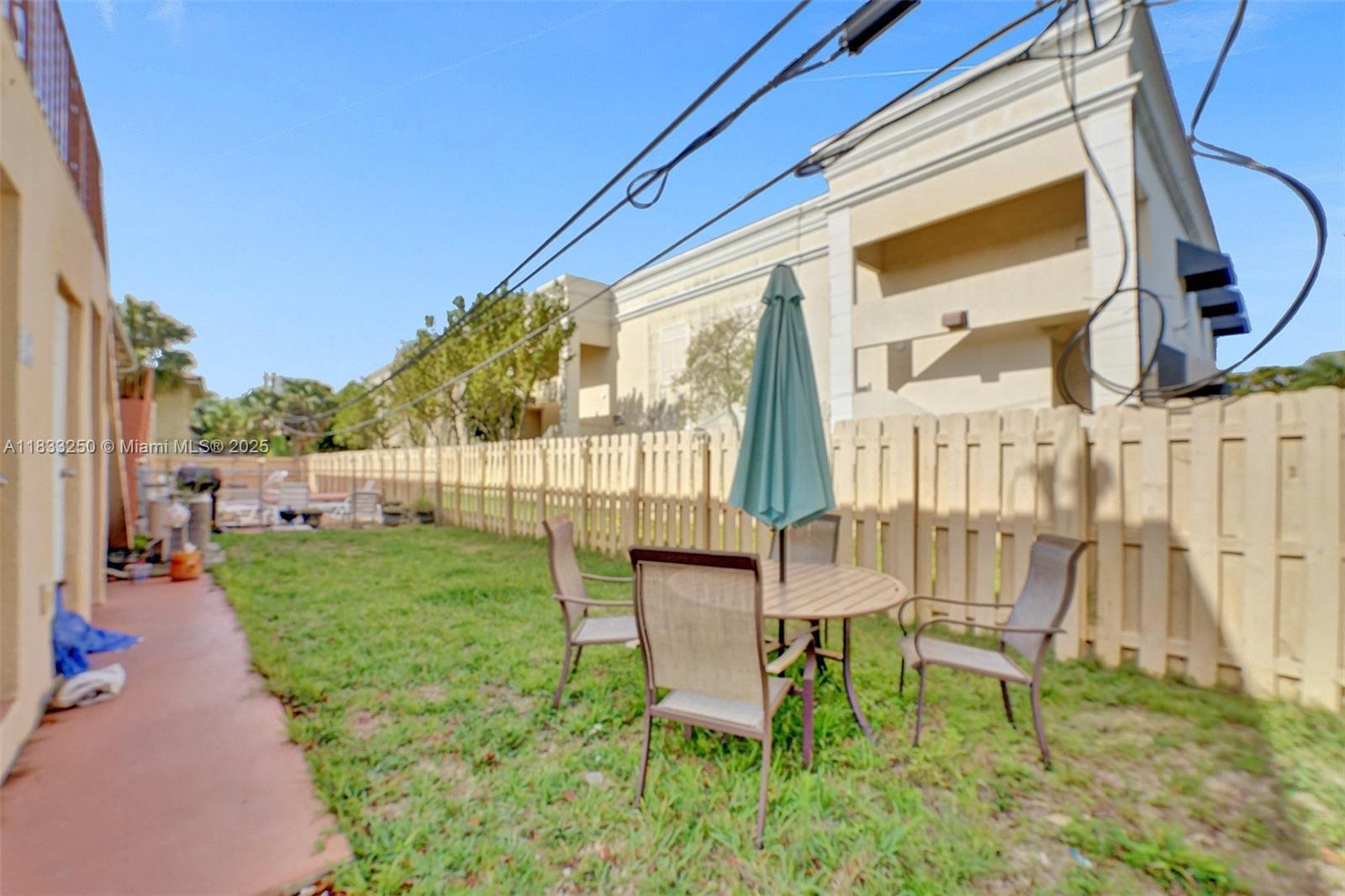 2909 Middle River Dr # 204