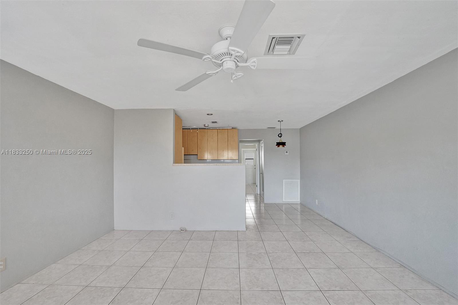 2909 Middle River Dr # 204