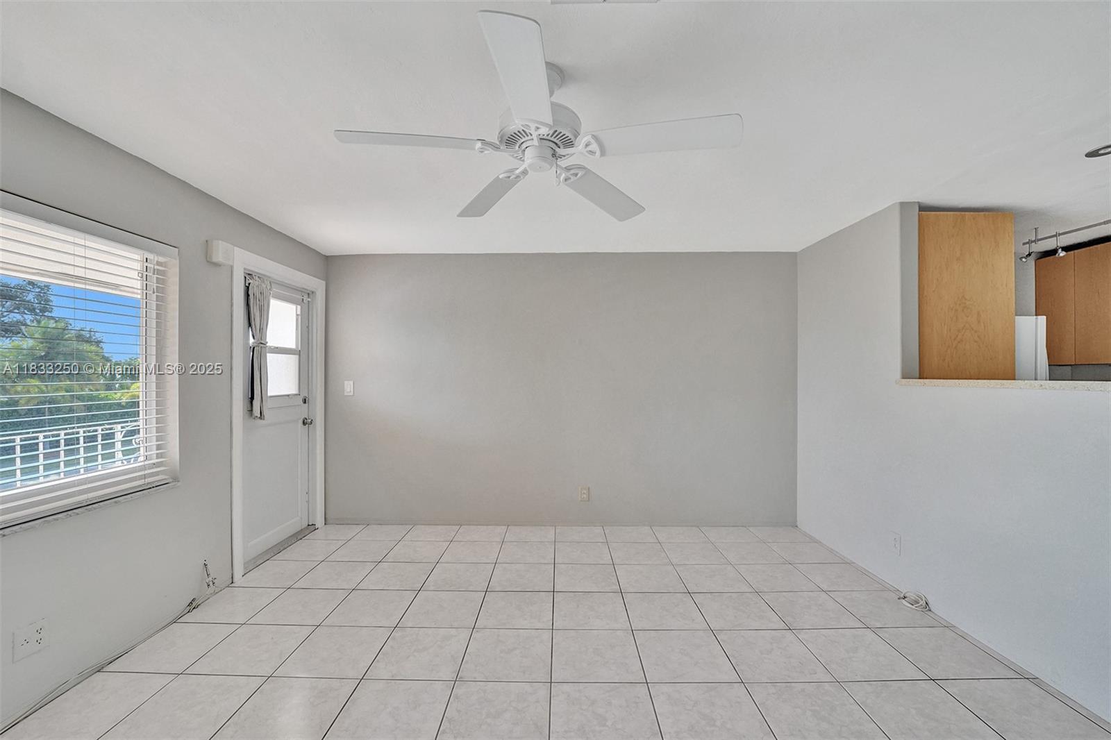 2909 Middle River Dr # 204