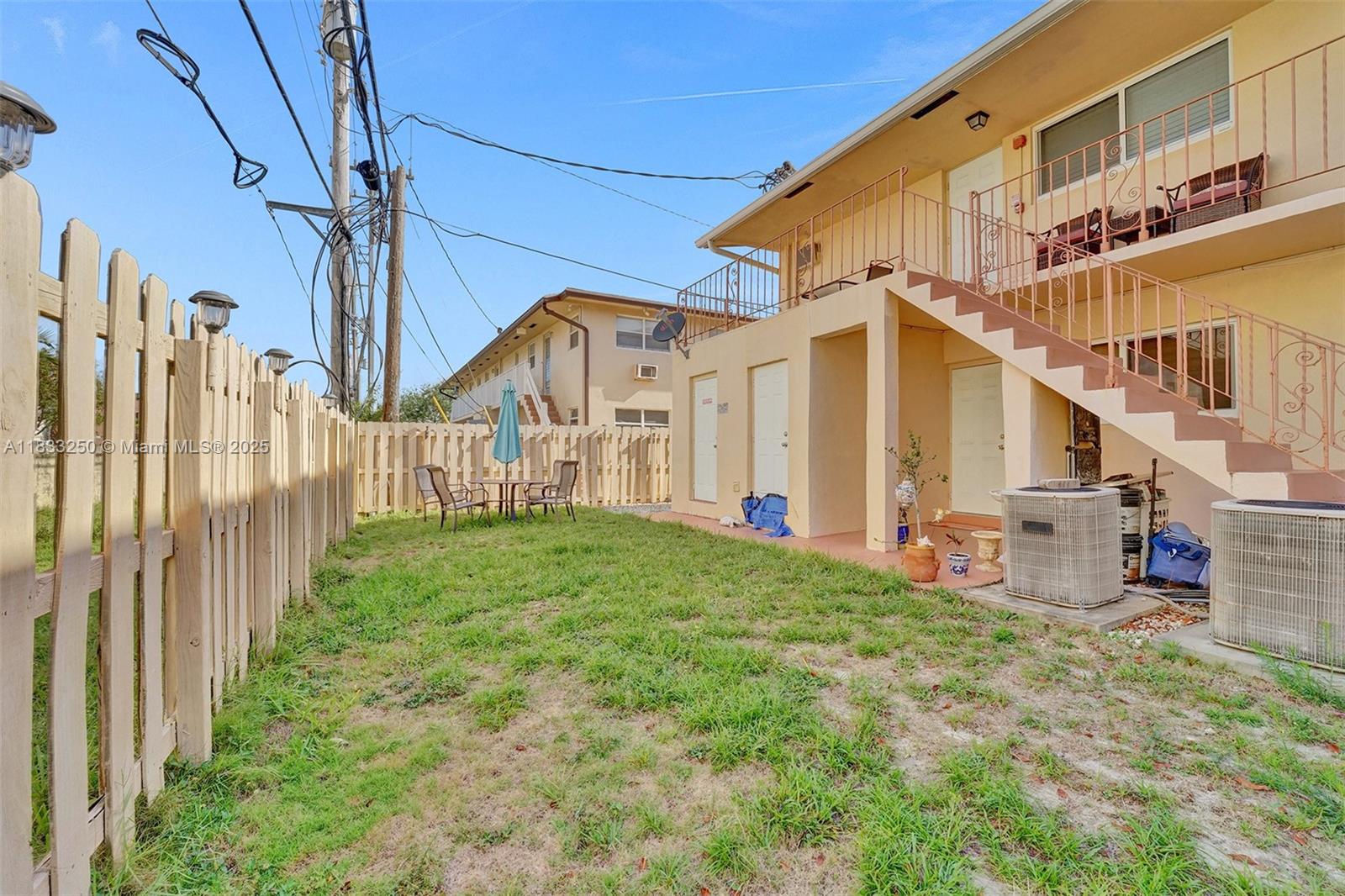 2909 Middle River Dr # 204