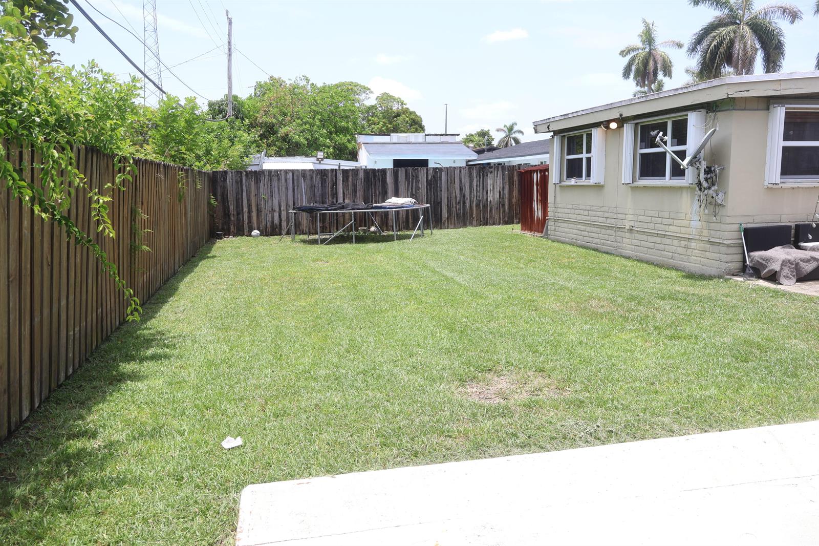 950 NW 175TH Street