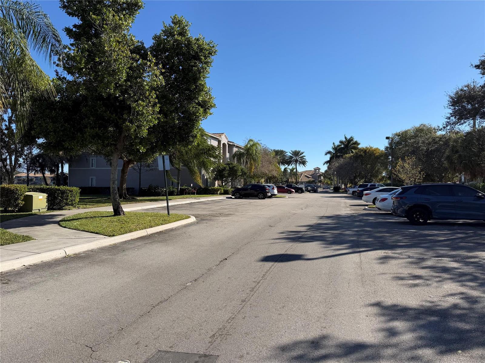 5005 Wiles Road # 307