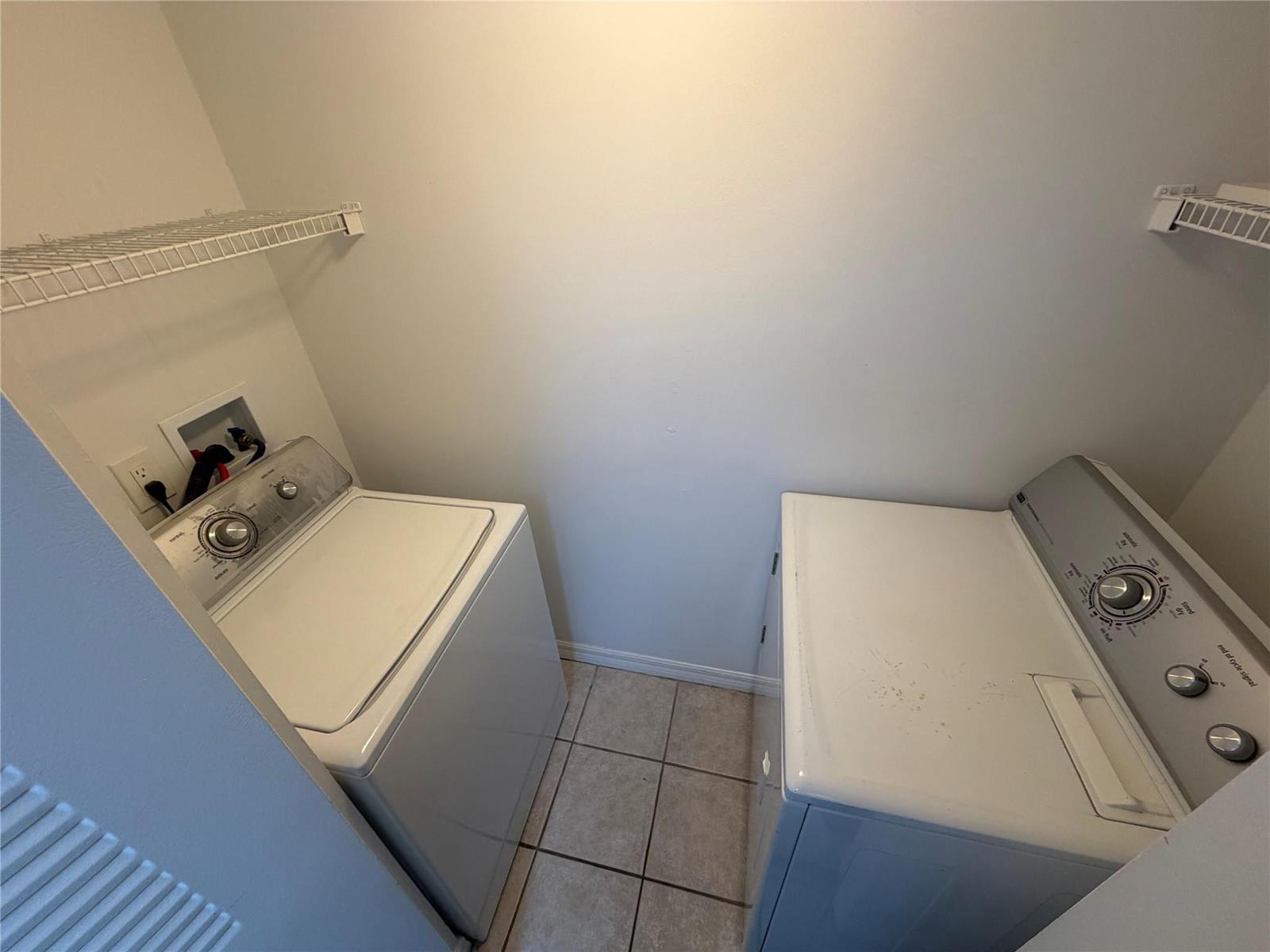 5005 Wiles Road # 307