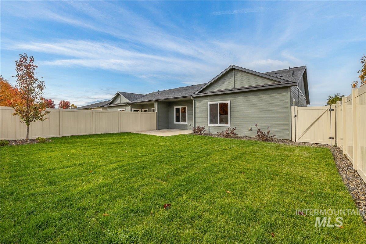 4934 N White Cap Lane