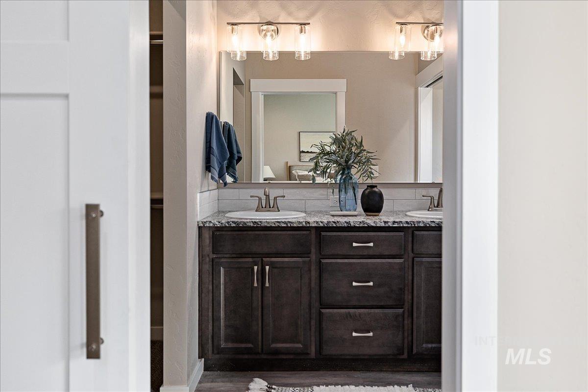 4934 N White Cap Lane