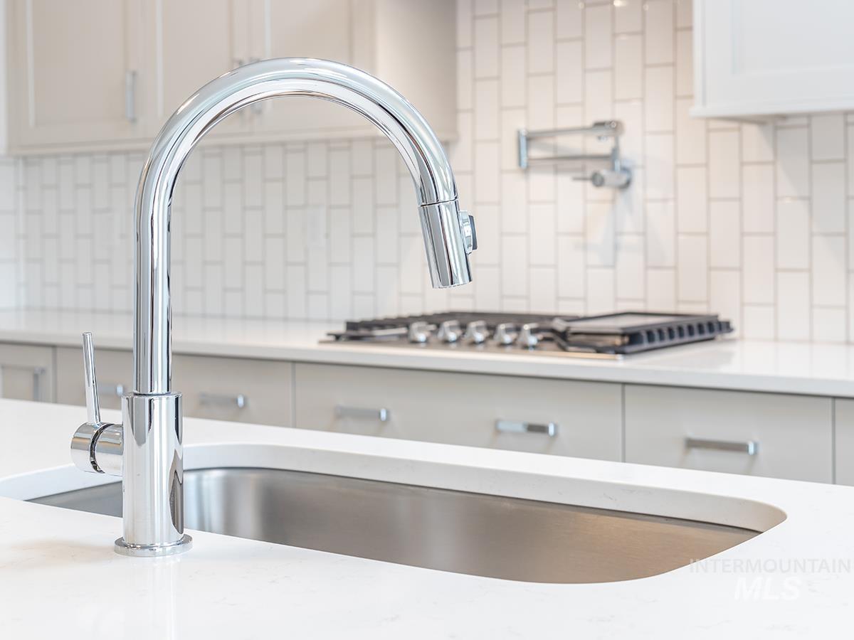 12541 W Shortcreek St.