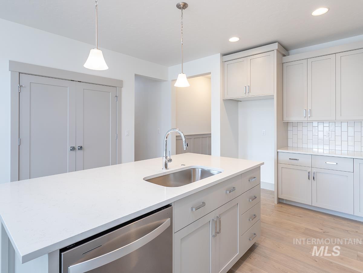 12541 W Shortcreek St.