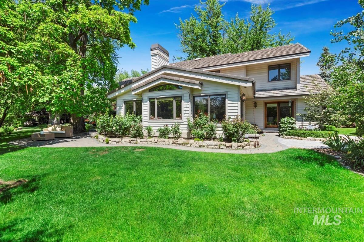 2057 S White Pine Lane