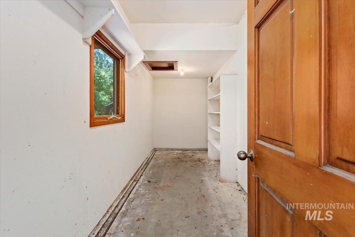 2057 S White Pine Lane