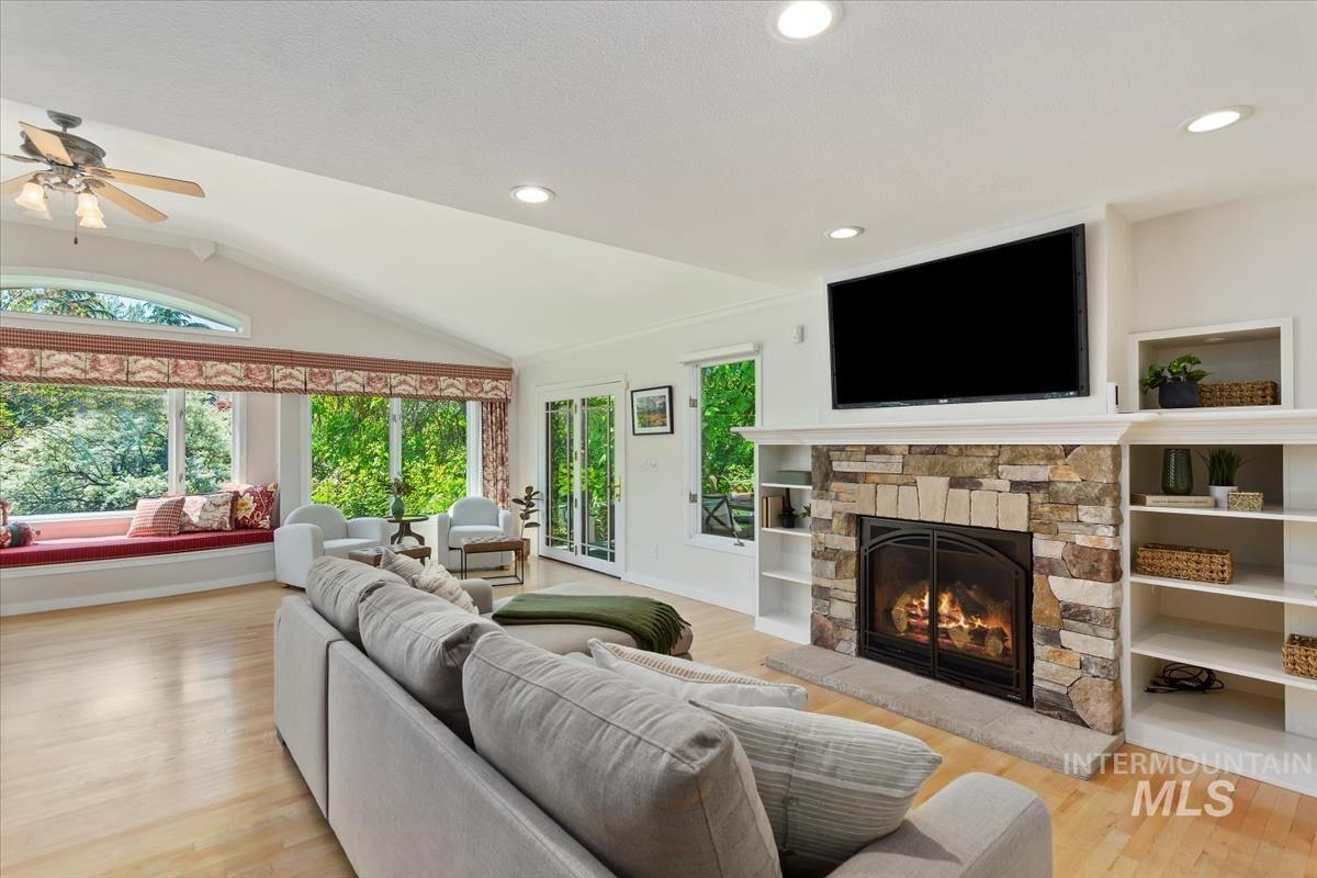 2057 S White Pine Lane