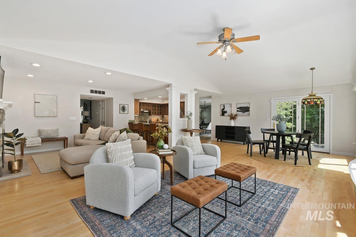 2057 S White Pine Lane