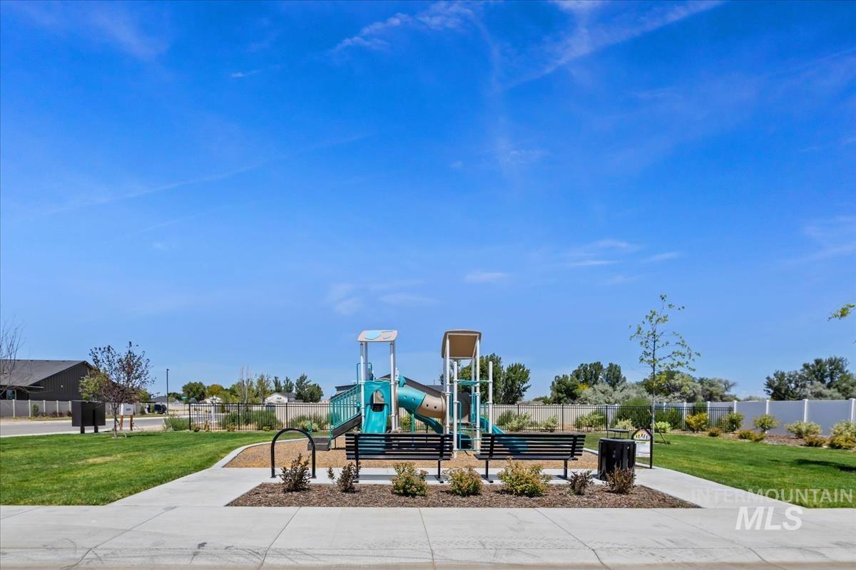 4662 W Riva Capri Ct