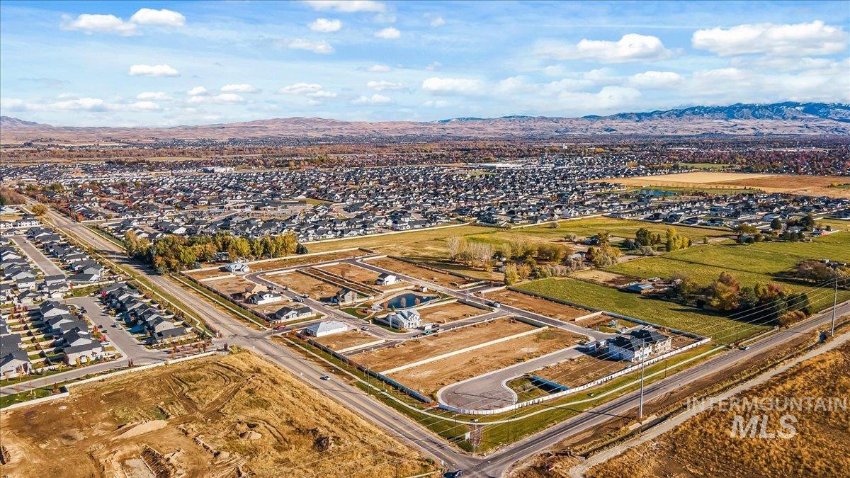 4662 W Riva Capri Ct