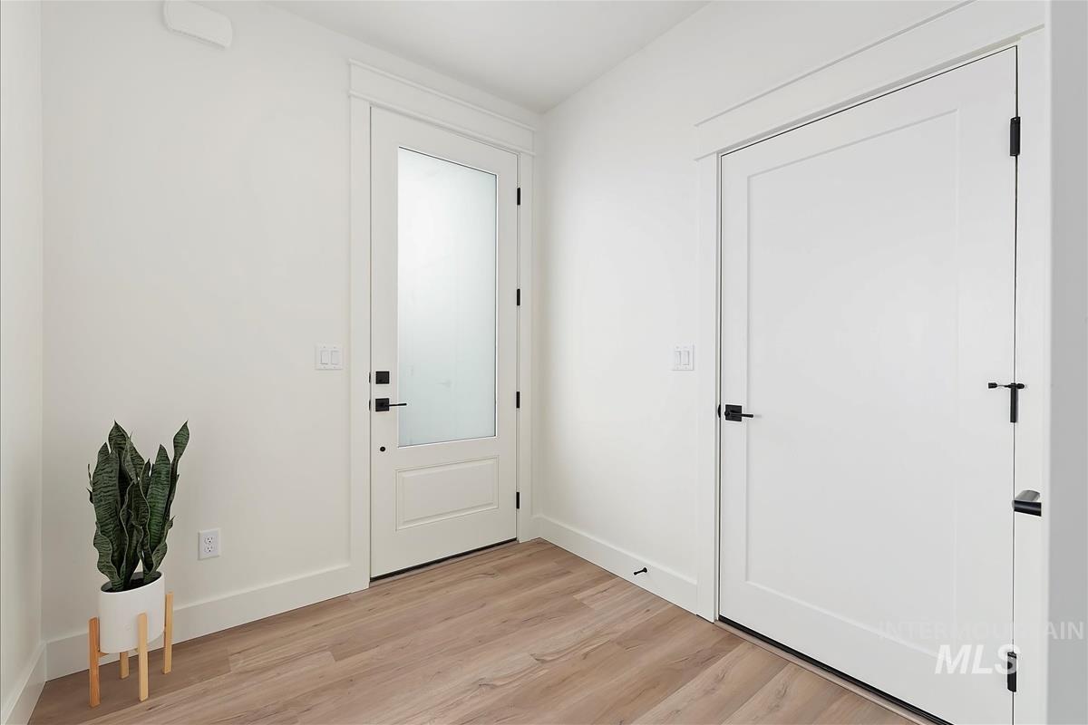 4662 W Riva Capri Ct