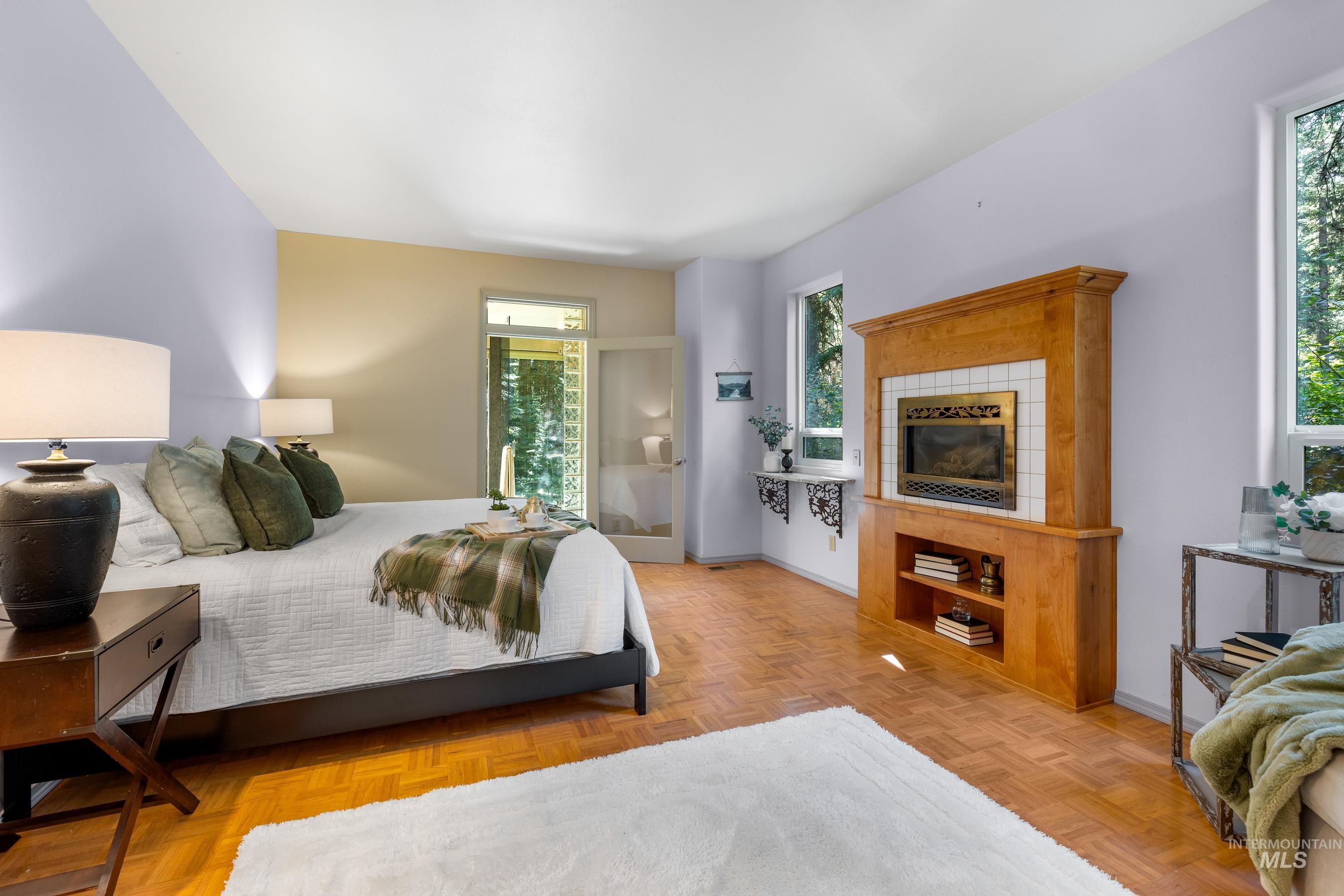 2402 Warren Wagon Road, McCall