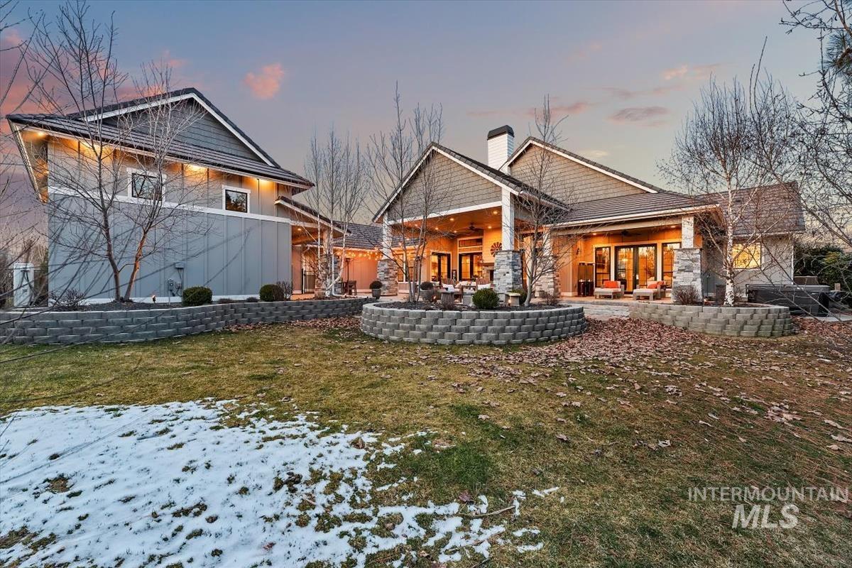 7009 N Spurwing Rim Pl