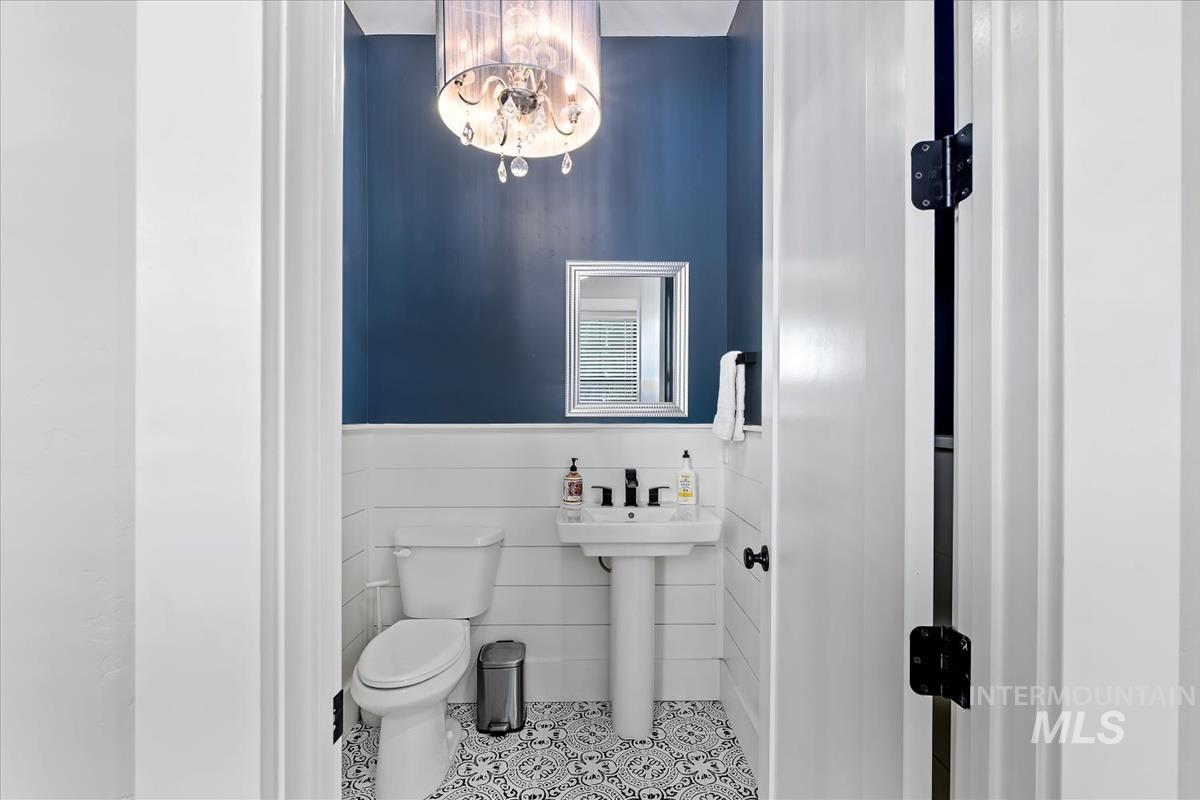 7009 N Spurwing Rim Pl