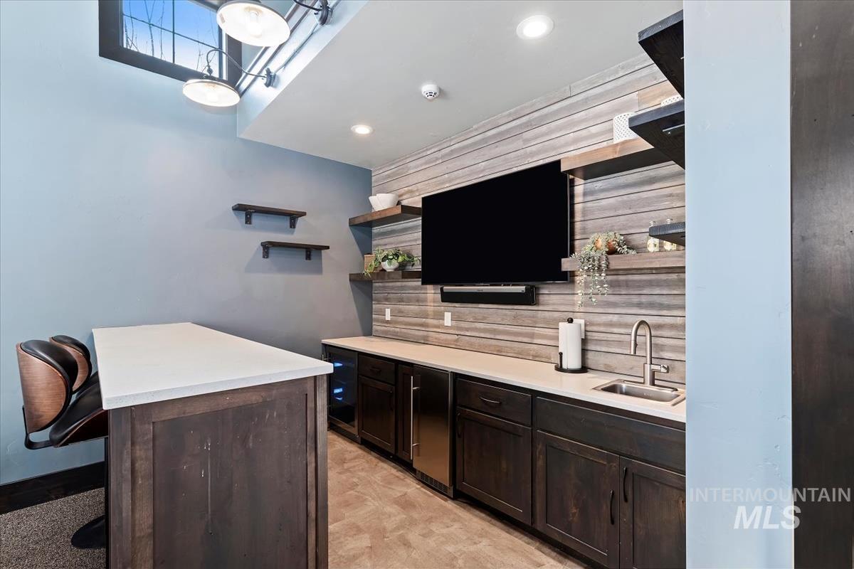 7009 N Spurwing Rim Pl