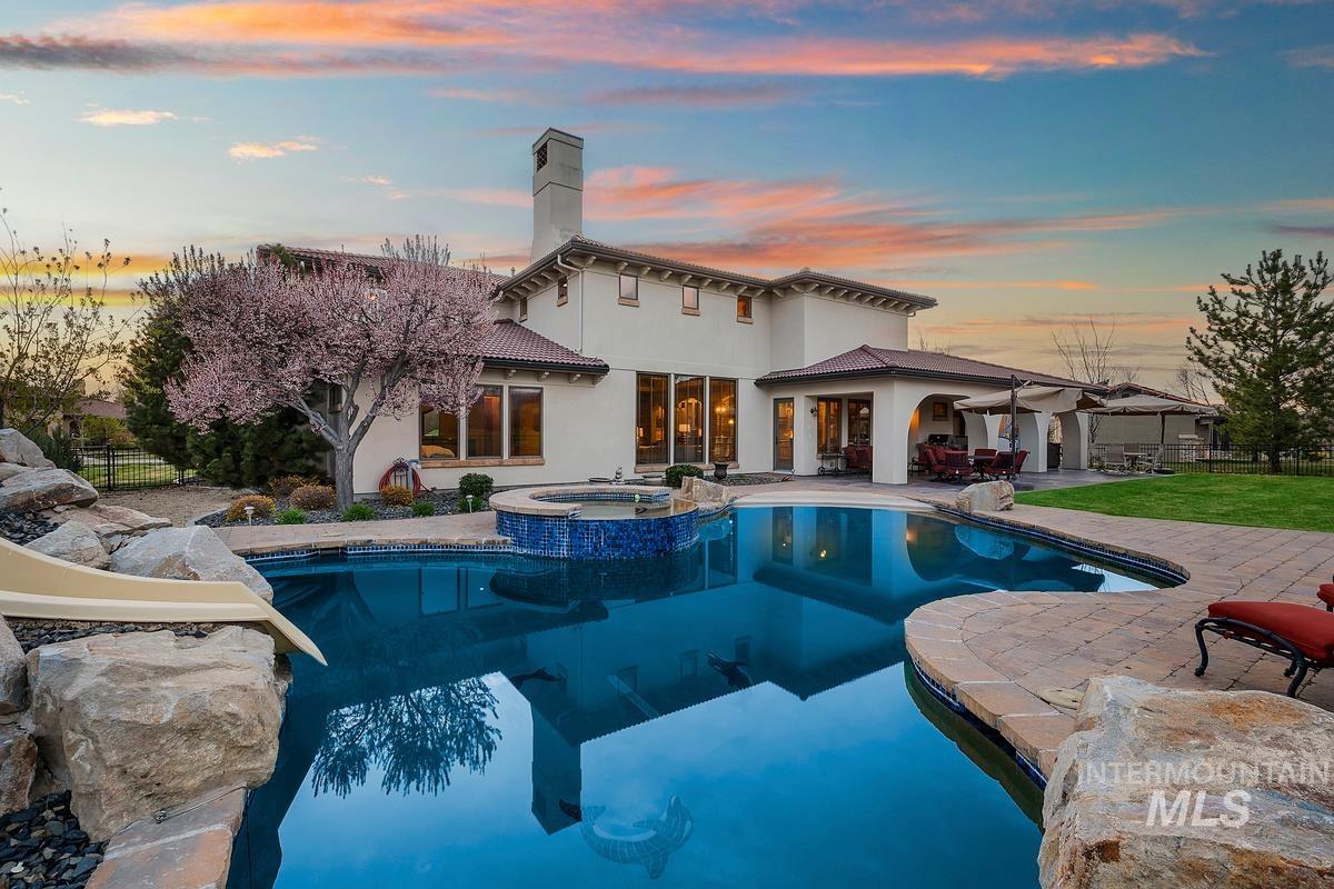 1978 N Valle Bello Way