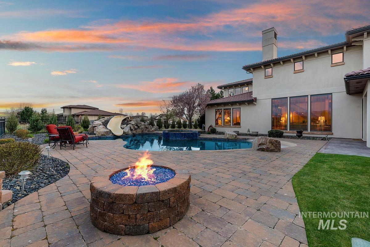 1978 N Valle Bello Way