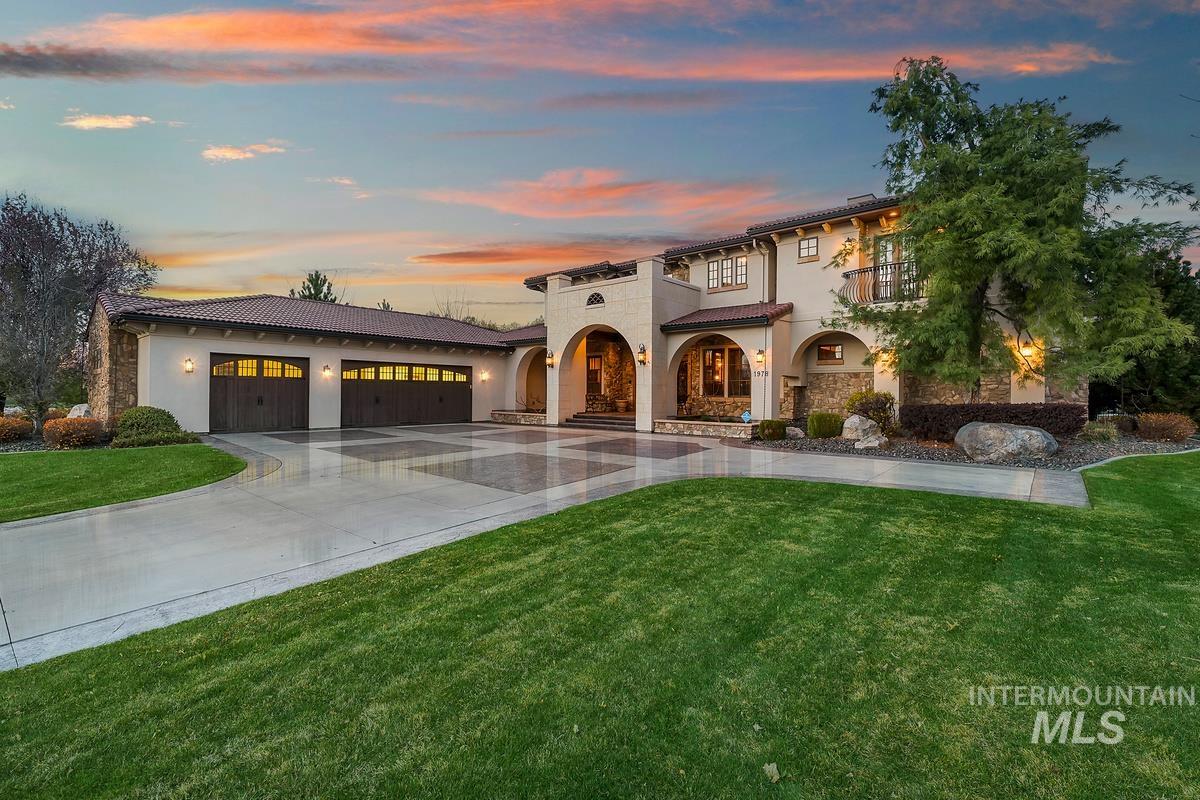 1978 N Valle Bello Way