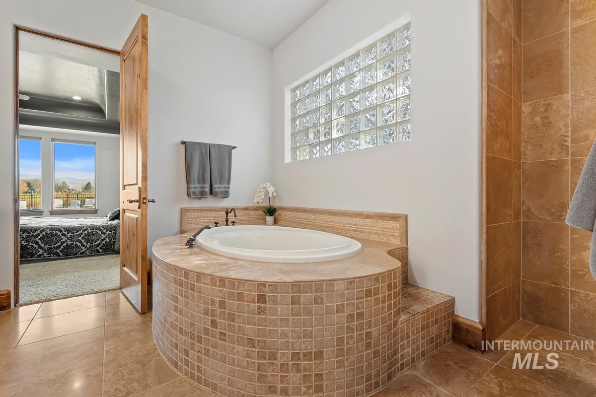 1978 N Valle Bello Way