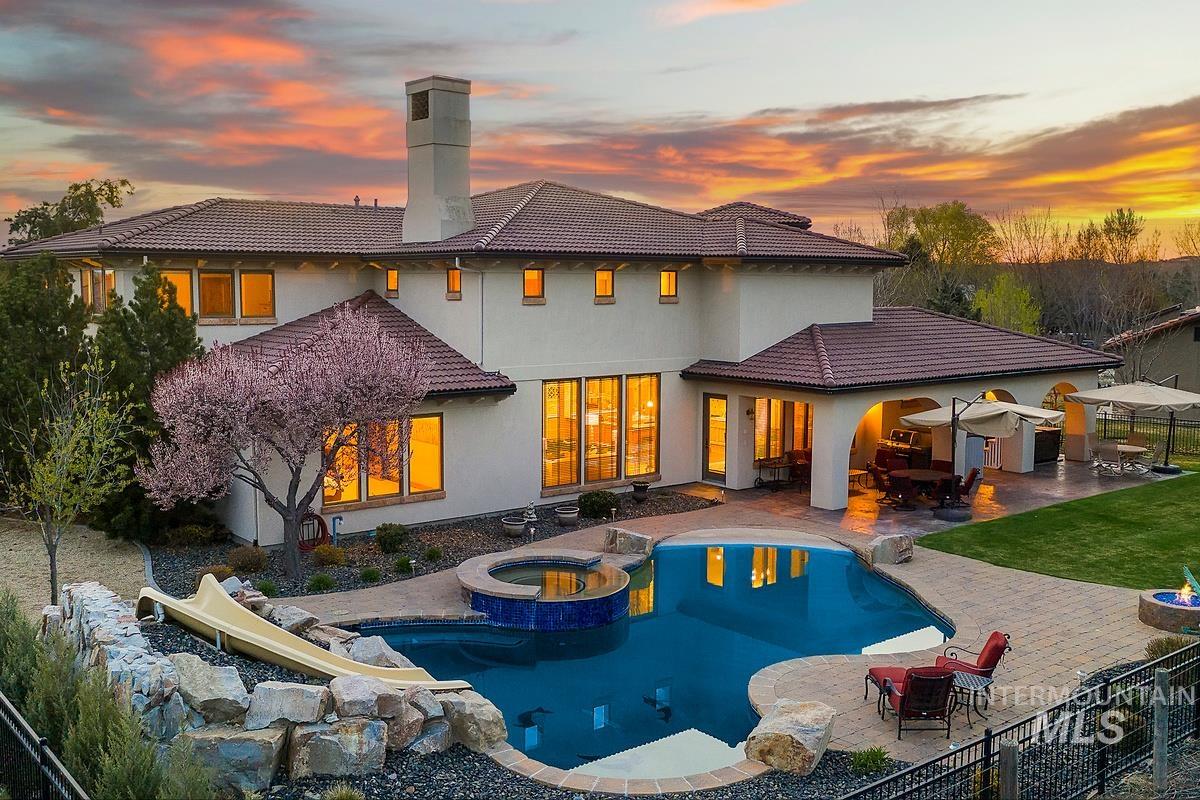 1978 N Valle Bello Way